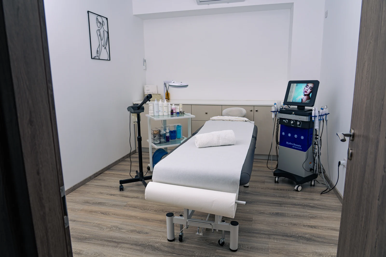 DermLux Laser & Medical Aesthetics (Λάρνακα)