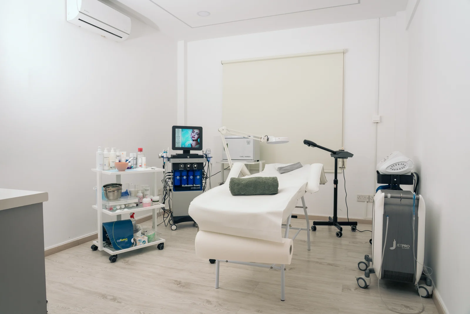 DermLux Laser & Medical Aesthetics (Nicosia)
