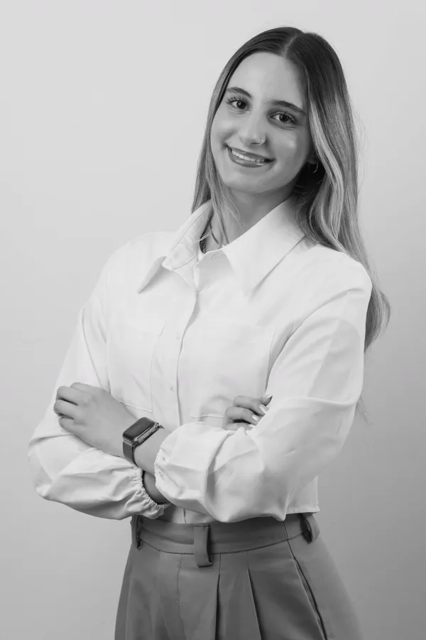 Μέλος της ομάδας της DermLux
